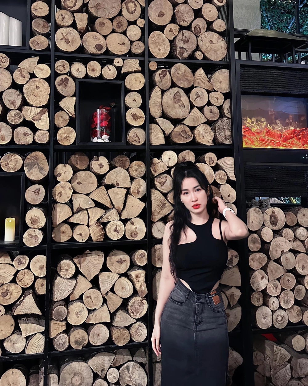 DJ Trang Moon nữ DJ nóng bỏng và những set nhạc EDM cực cháy