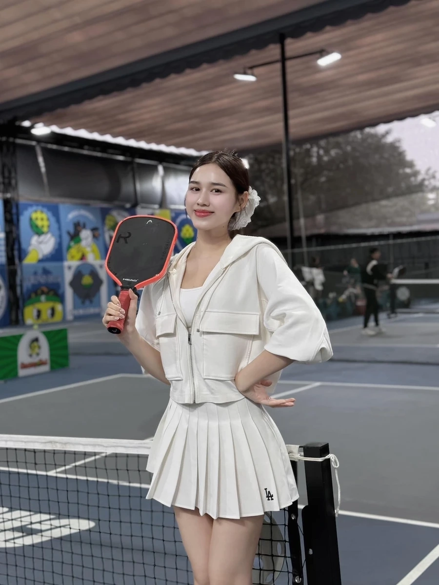 Ảnh hoa hậu Đỗ Thị Hà và nhan sắc ngọt ngào, đậm chất Á Đông