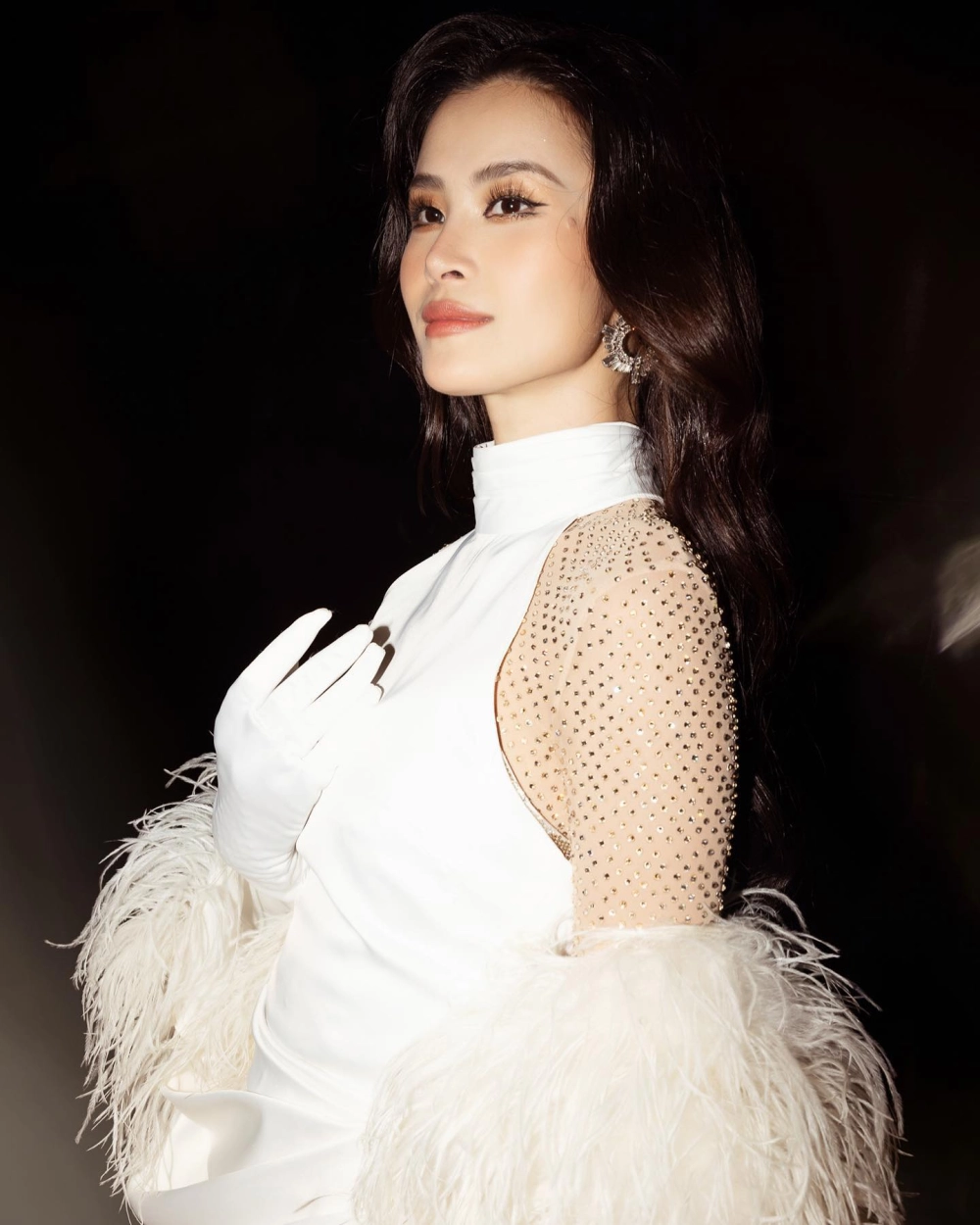 Karaoke Đông Nhi và tuyển tập những bản hit quốc dân mọi thời đại