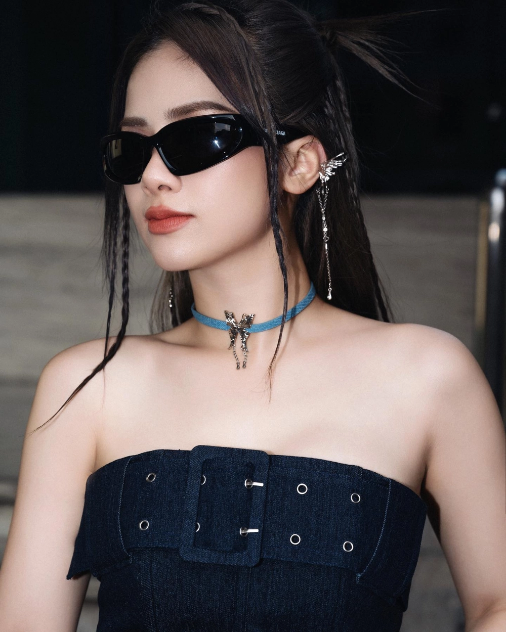 Chiếc khăn piêu Dương Hoàng Yến bản cover làm mới ca khúc kinh điển