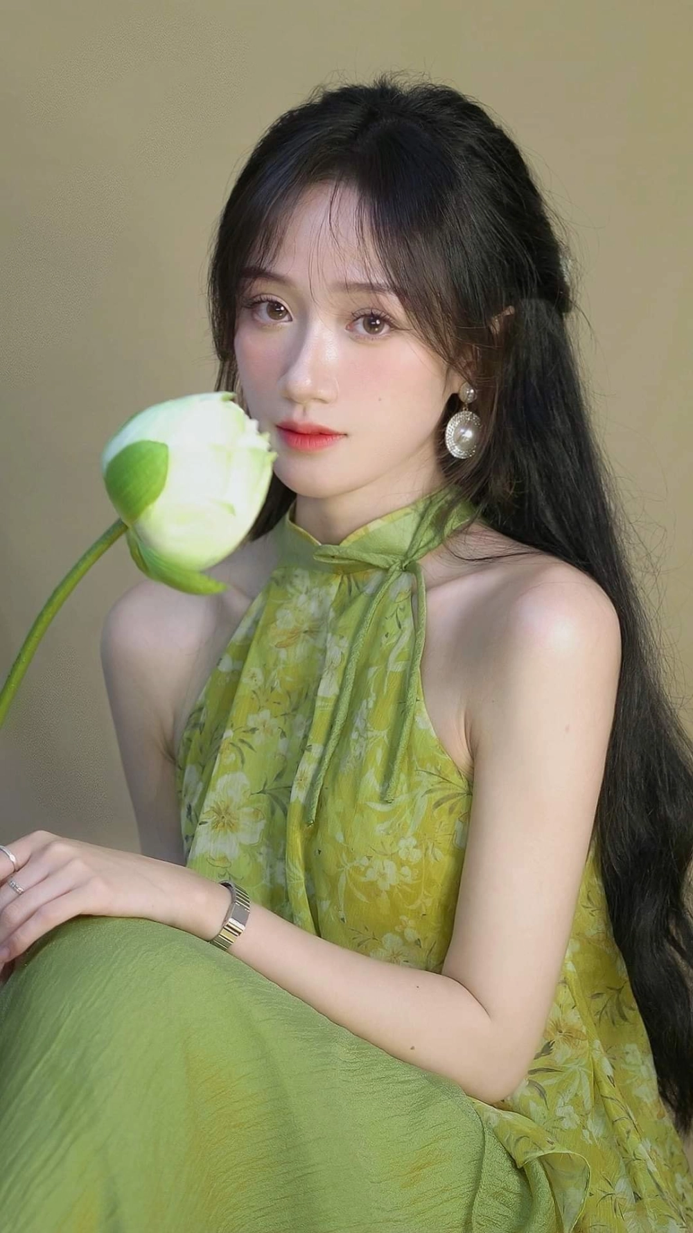 Hình ảnh em gái đáng yêu trong bộ váy công chúa