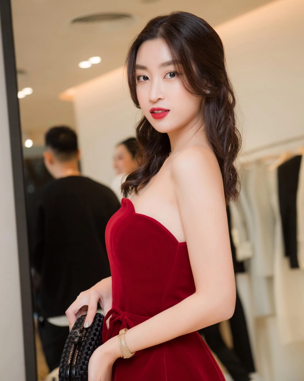 Em gái xinh và nụ cười trong trẻo, đáng yêu