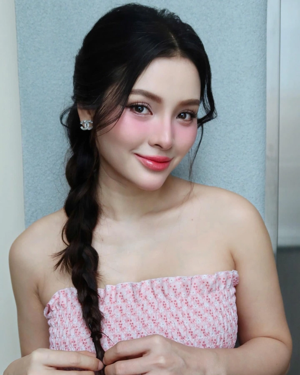 Phương Trinh Jolie tuổi và sự nghiệp viên mãn đáng ngưỡng mộ