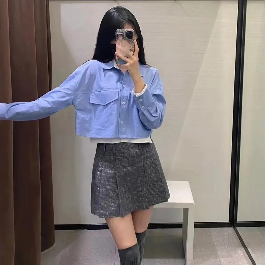 Ảnh gái xinh tóc ngang vai che mặt đầy cá tính và năng động