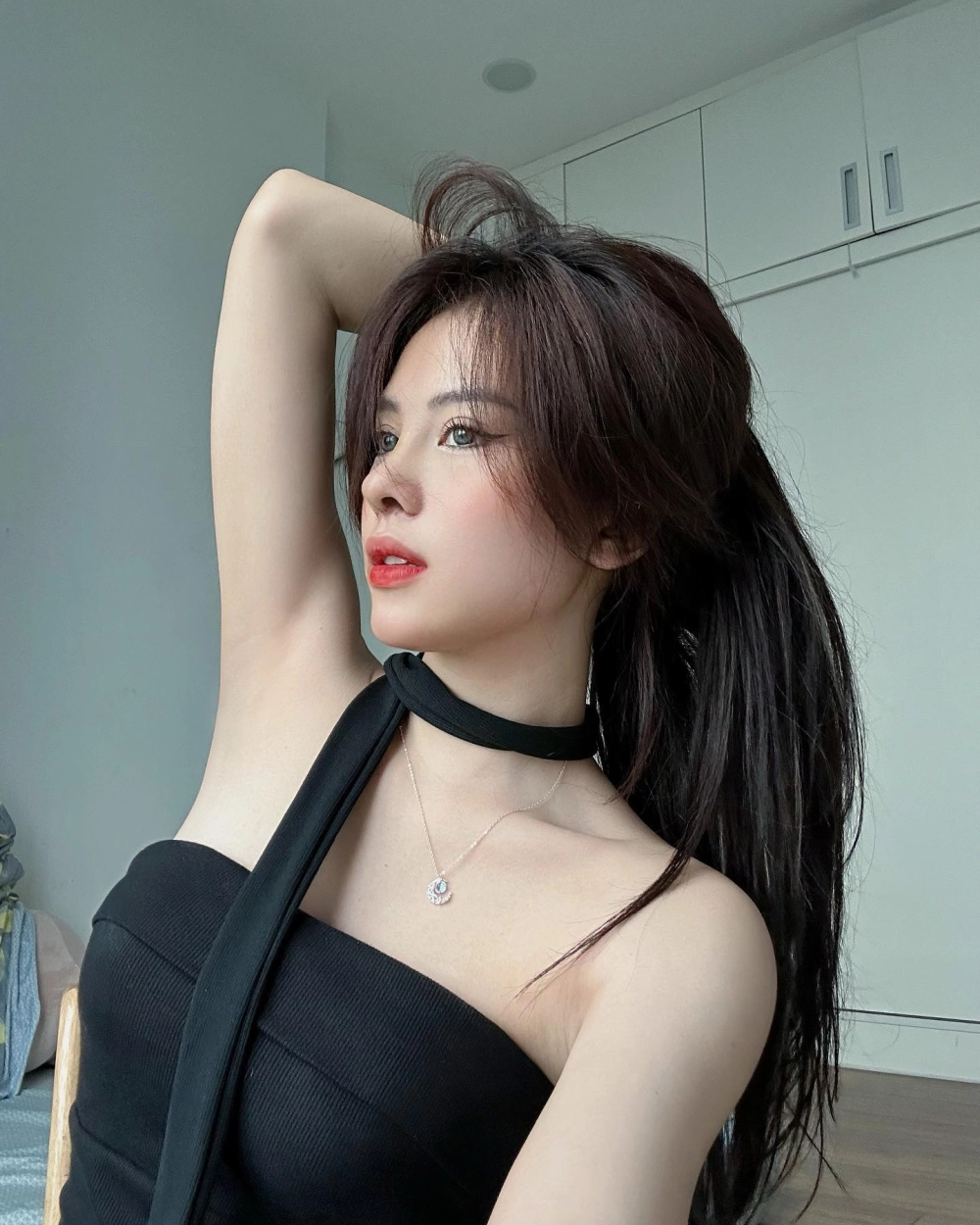 Võ nữ Ngân Hà tiktok và hình tượng độc đáo làm nên tên tuổi