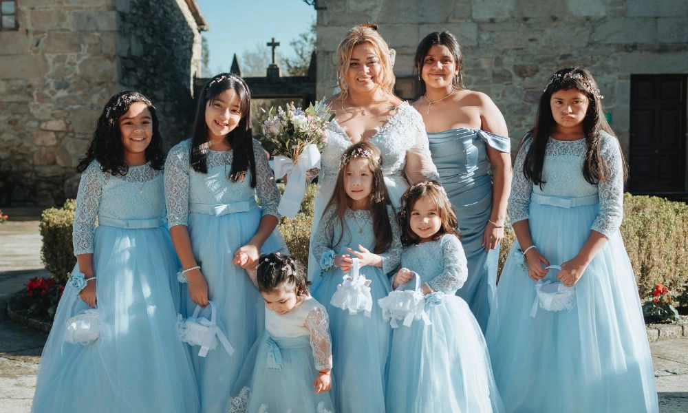 Hình ngắm ảnh gái xinh châu Âu tươi sáng và đáng yêu