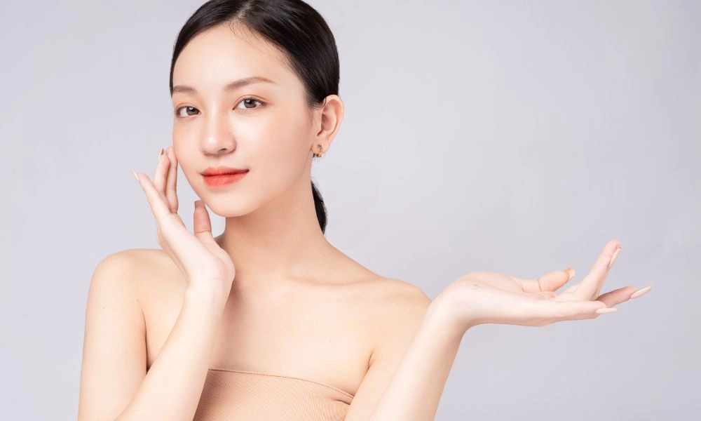 Gái châu Âu xinh thanh thoát và dịu dàng thu hút mọi ánh nhìn