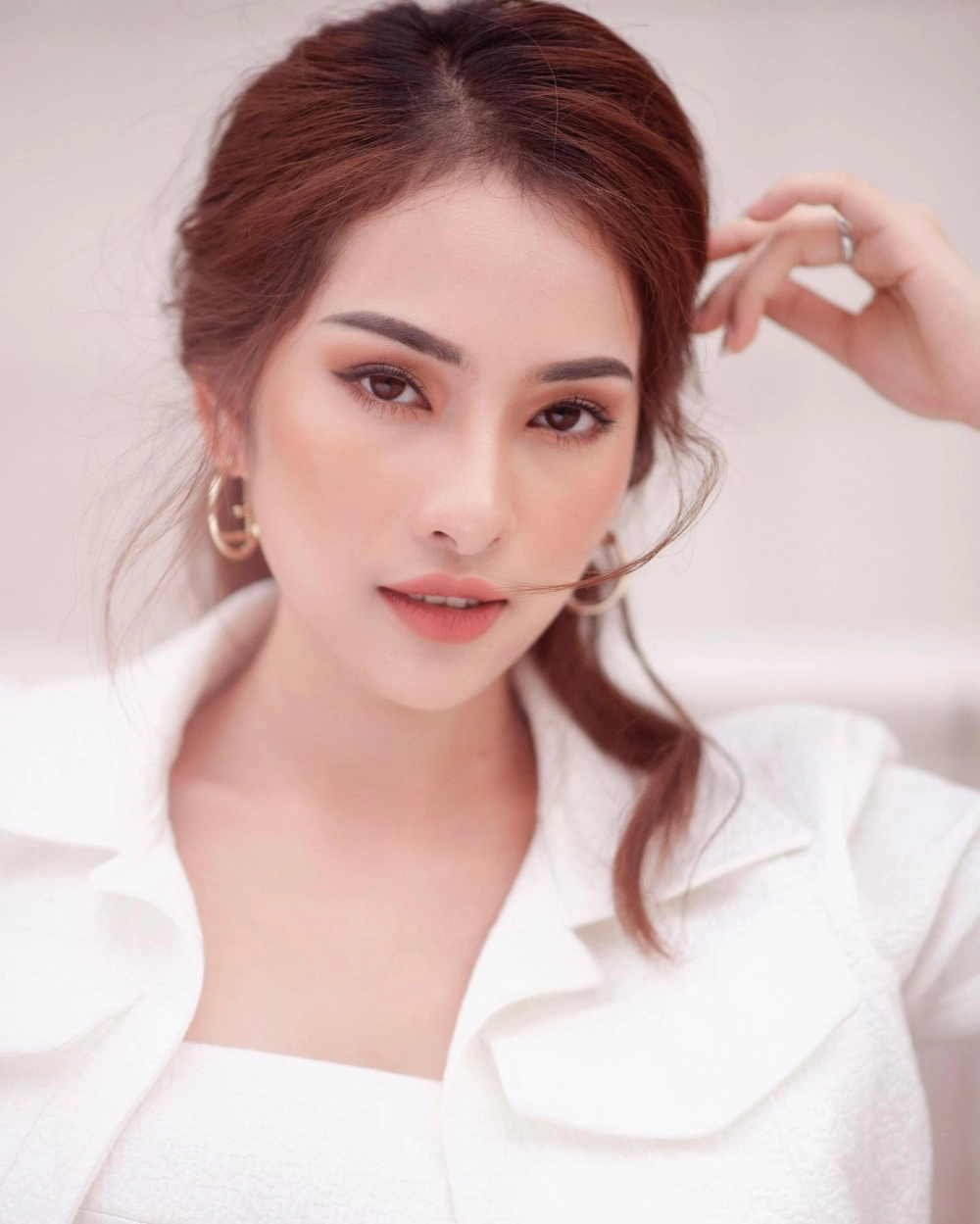 Sara Lưu sinh năm bao nhiêu cô sinh năm 1993 tại Hải Phòng