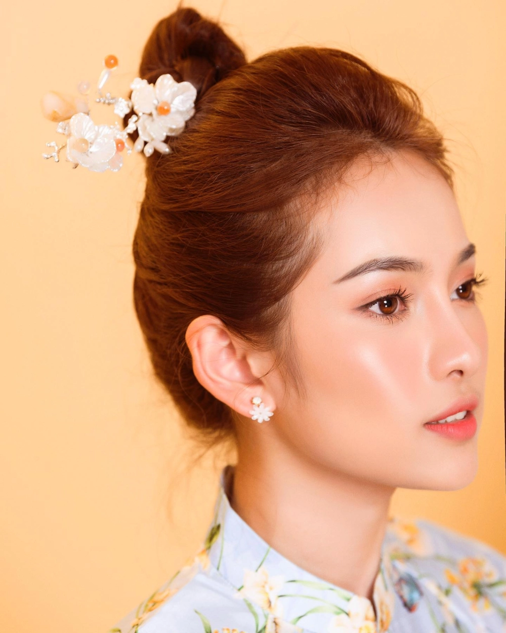 Lời bài hát Sara Lưu Đừng như thói quen và những câu hát đã thành thương hiệu