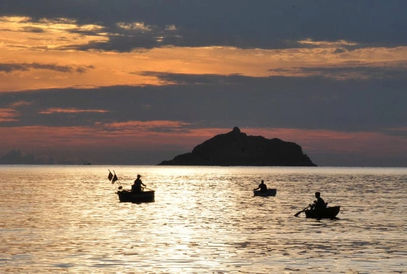 Cùng check in gành đỏ