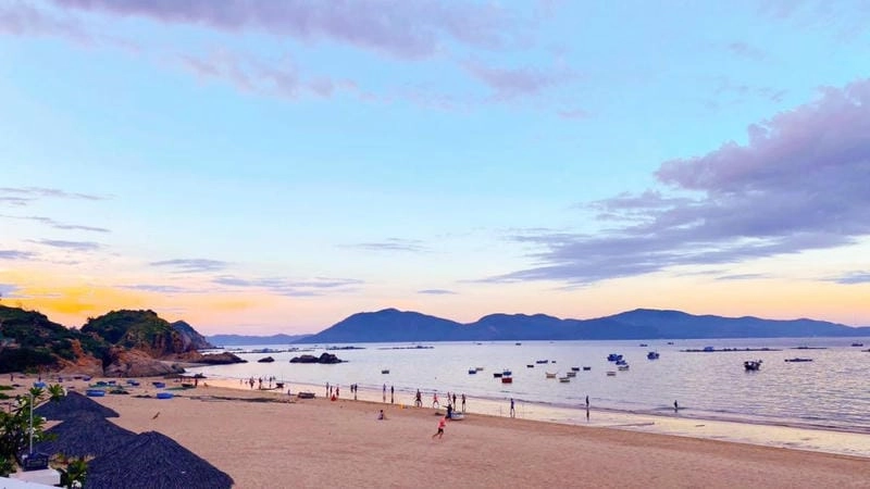 Vẻ đẹp của bãi biển gành đỏ