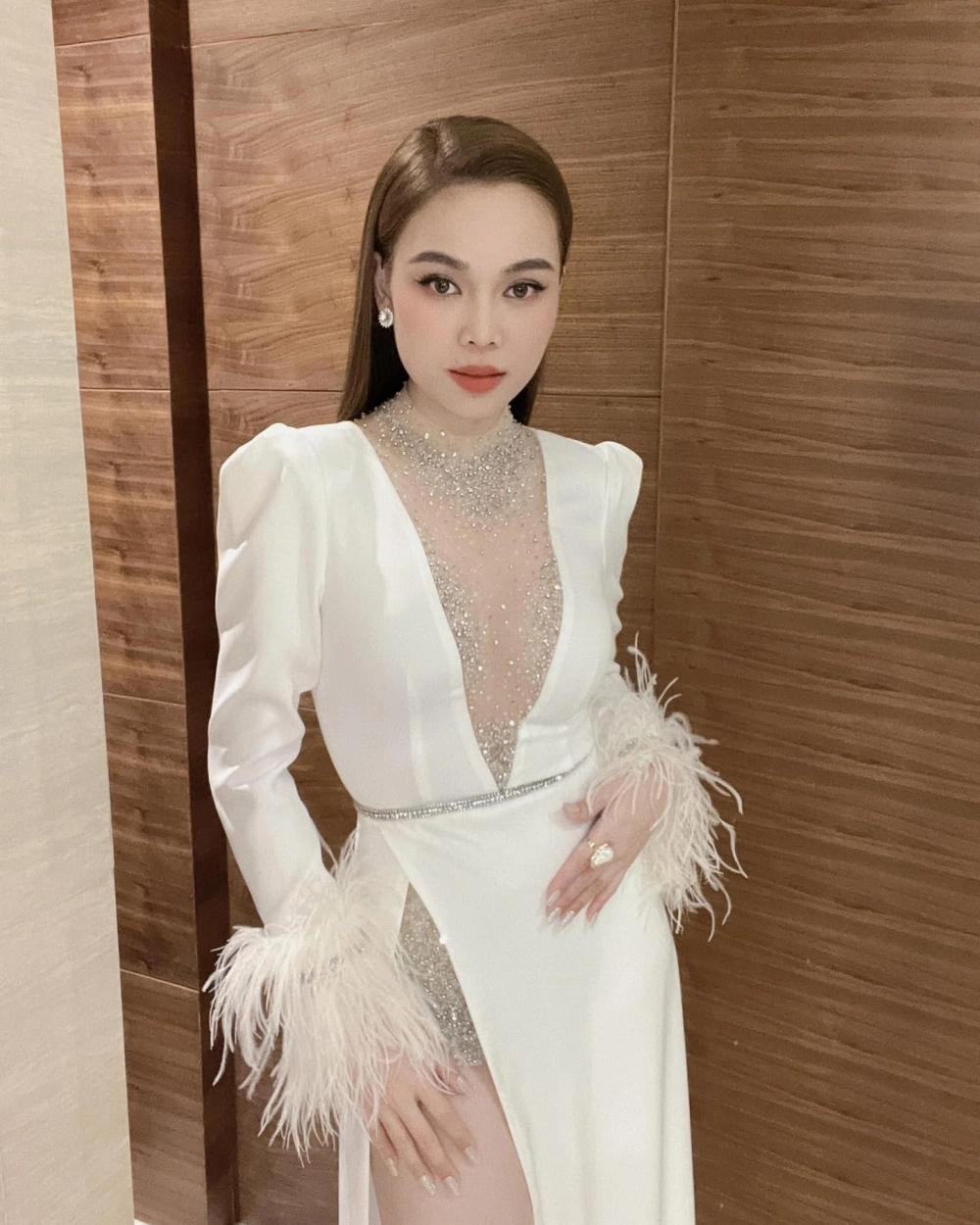 Tái sinh Giang Hồng Ngọc và album đánh dấu sự trở lại đầy mạnh mẽ