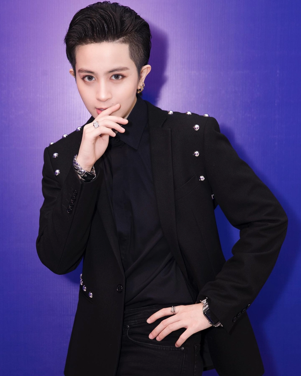 Gil Lê là ai cô là ca sĩ, diễn viên, MC đa tài của showbiz Việt