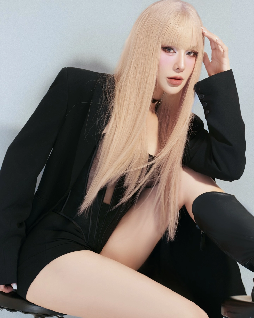 Diệp Lâm Anh làm nghề gì cô hoạt động ở nhiều lĩnh vực nghệ thuật và kinh doanh