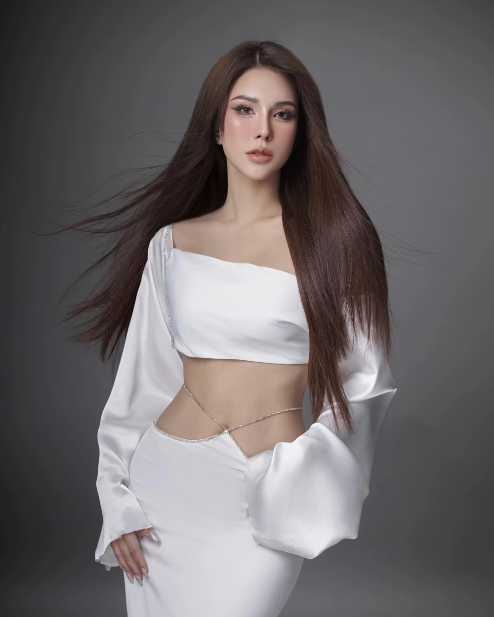 Diệp Lâm Anh phẫu thuật và những thay đổi về ngoại hình của cô