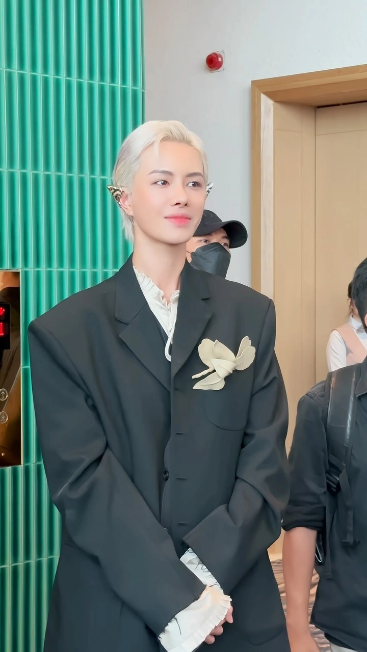 Hà Kino chị đẹp đạp gió rẽ sóng và hành trình đầy cảm xúc