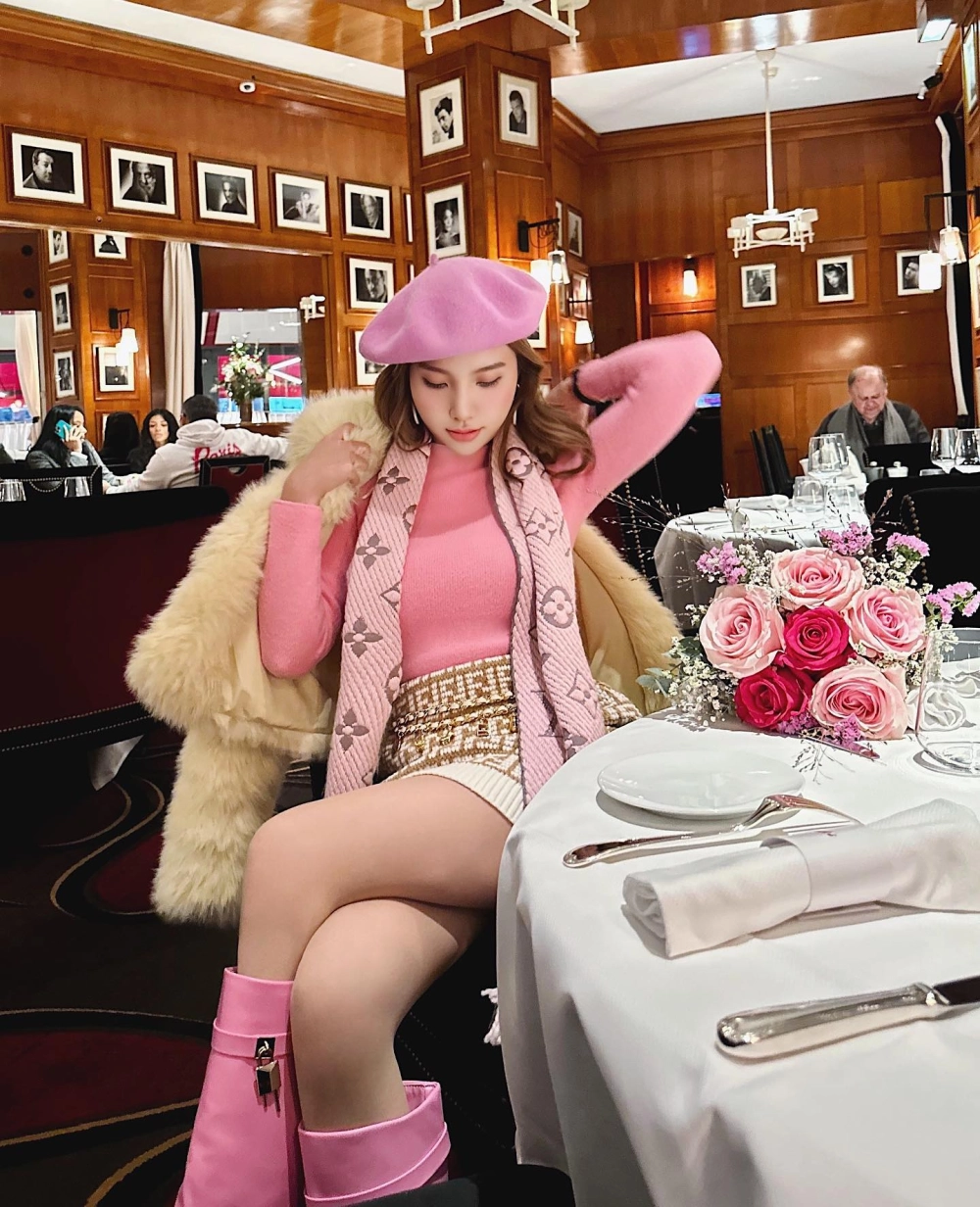 Ca sĩ Hạnh Sino và giọng hát ngọt ngào, đầy cảm xúc