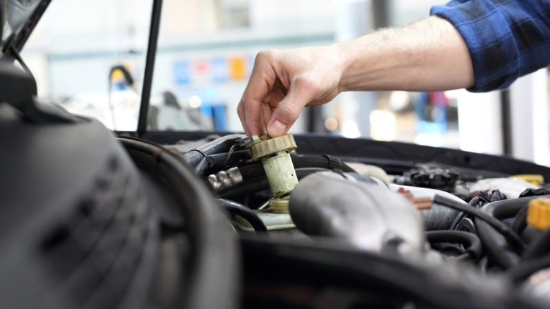 Dấu hiệu nhận biết hệ thống lái ô tô mất trợ lực