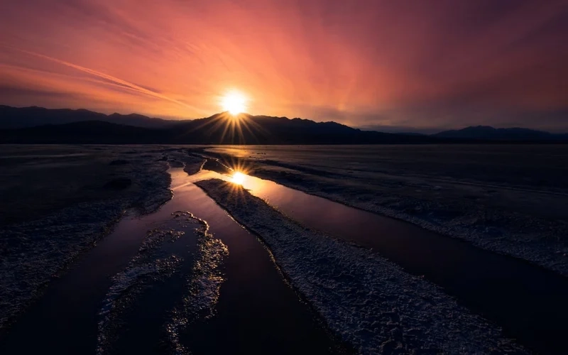 Trải nghiệm vẻ đẹp tự nhiên qua tranh vẽ cảnh hoàng hôn