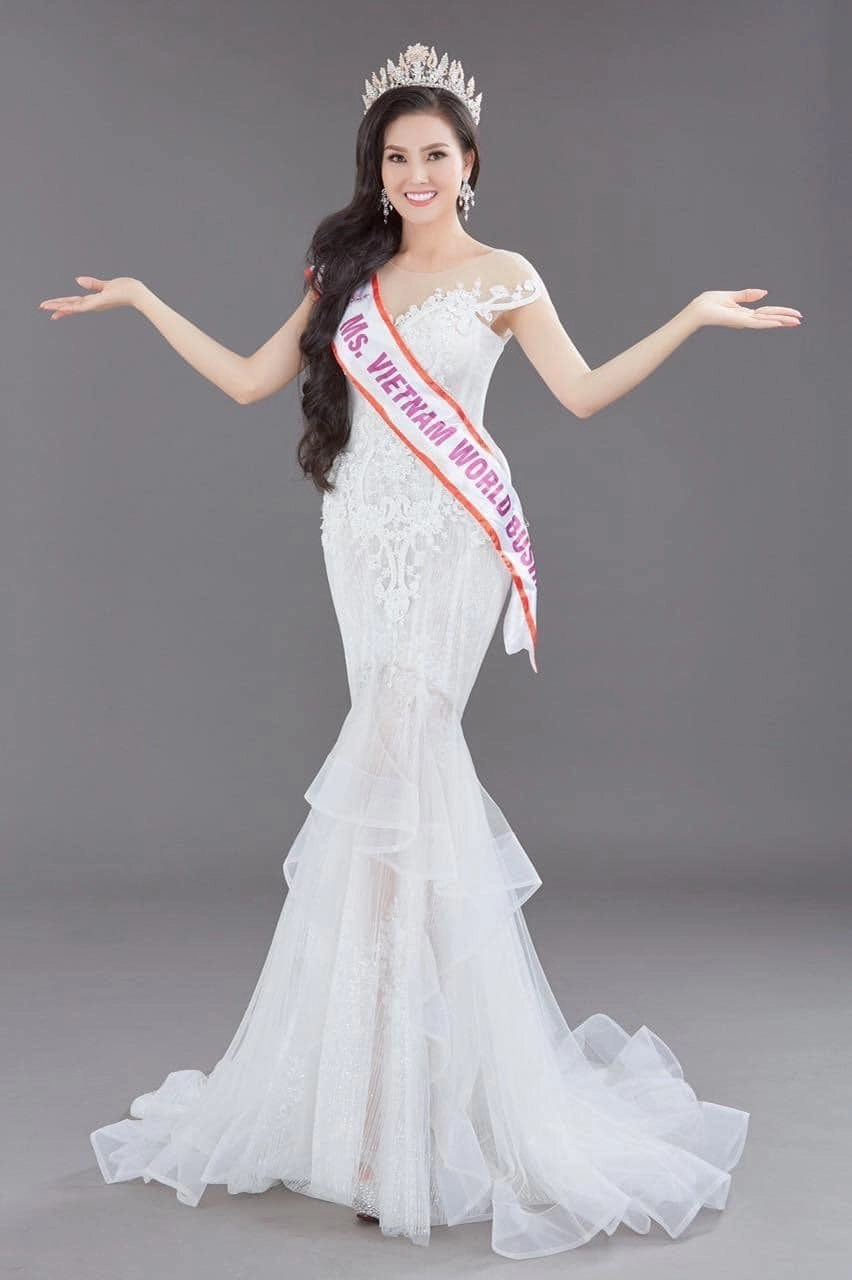 Giọng hát hoa hậu Kim Thoa và những ca khúc để đời