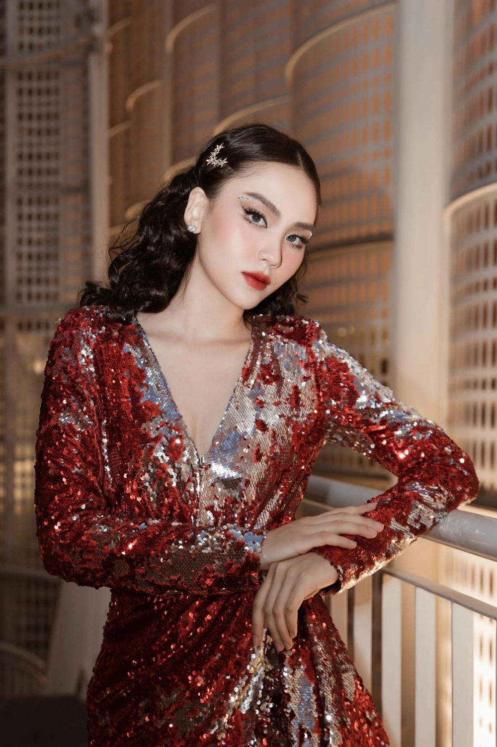 Hoa hậu Mai Phương thi quốc tế và những màn trình diễn ấn tượng