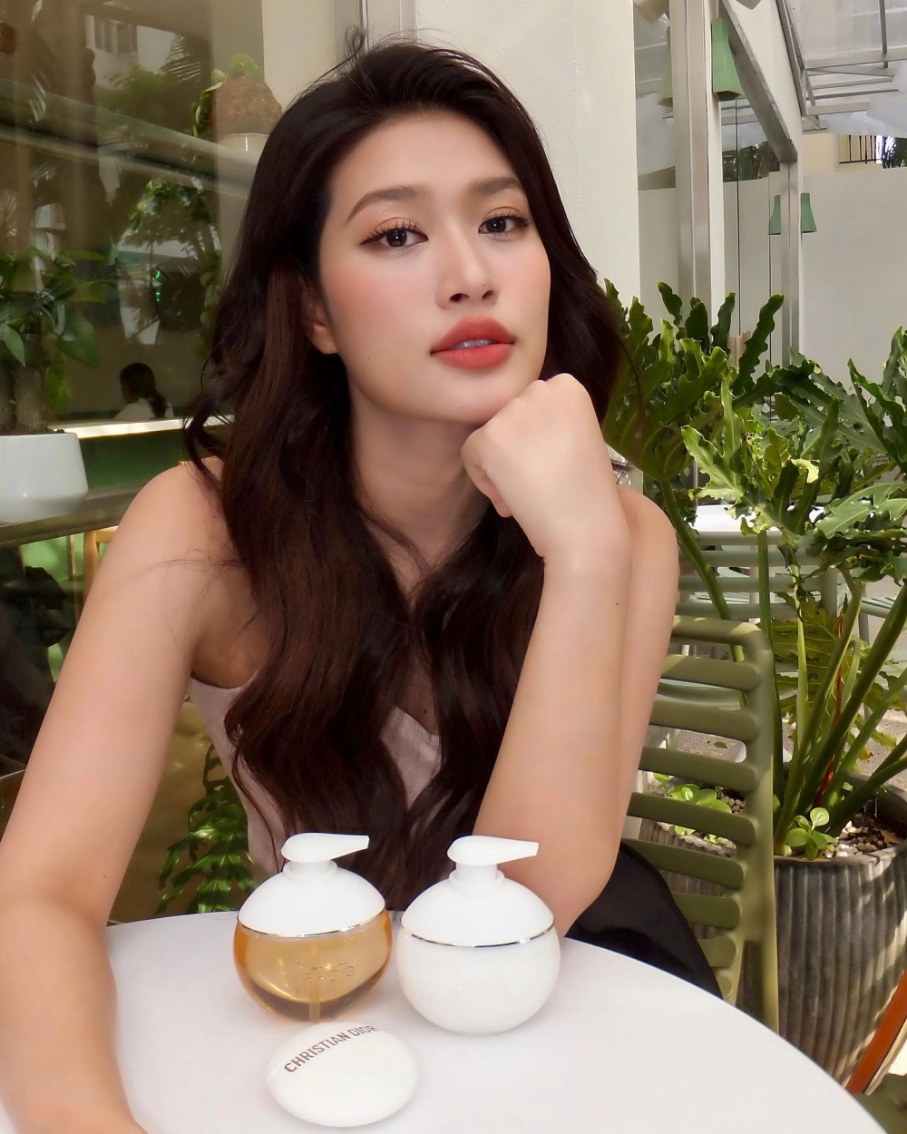 Hoa hậu Thiên An và những tìm kiếm liên quan đến hoa hậu Thiên Ân