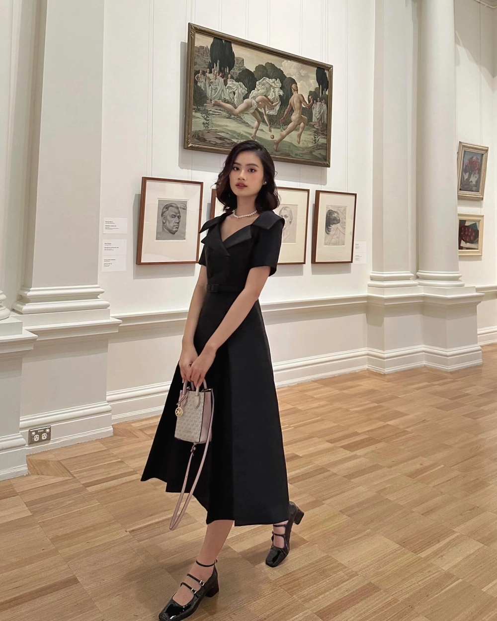 Hoa hậu Ý Nhi là hoa hậu gì cô là Hoa hậu Thế giới Việt Nam 2023