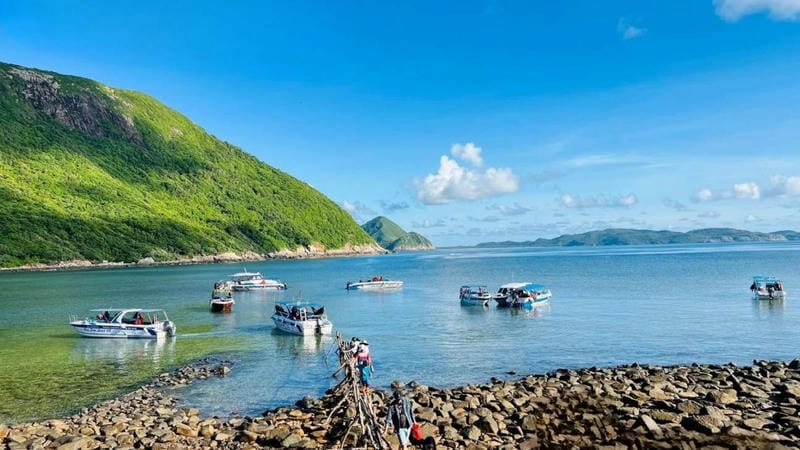 Khám phá trải nghiệm thú vị tại Hòn Bảy Cạnh