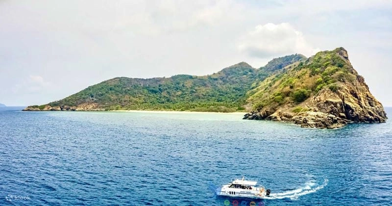 Đọc review Hòn Bảy Cạnh chi tiết