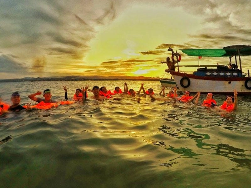 Cùng check in Hòn Chùa