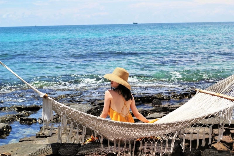 Khám phá trải nghiệm thú vị tại Hòn Mây Rút