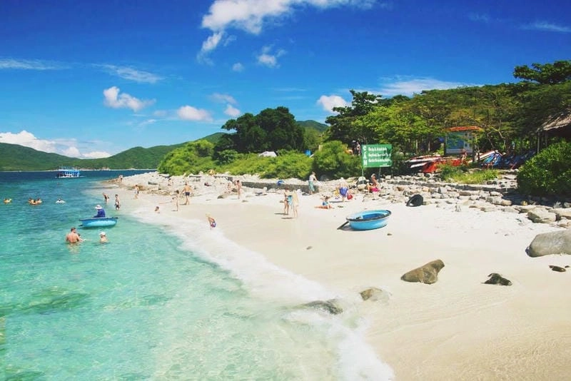 Hướng dẫn khám phá Hòn Mun