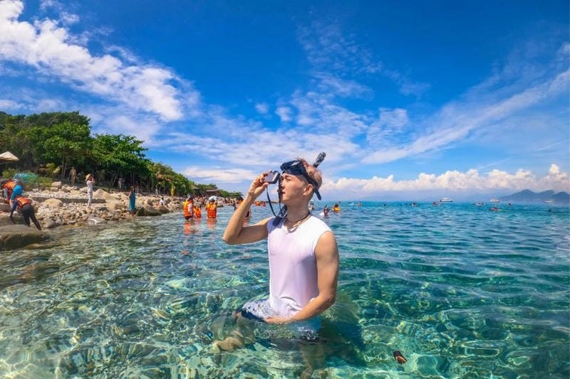 Đón bình minh Hòn Mun