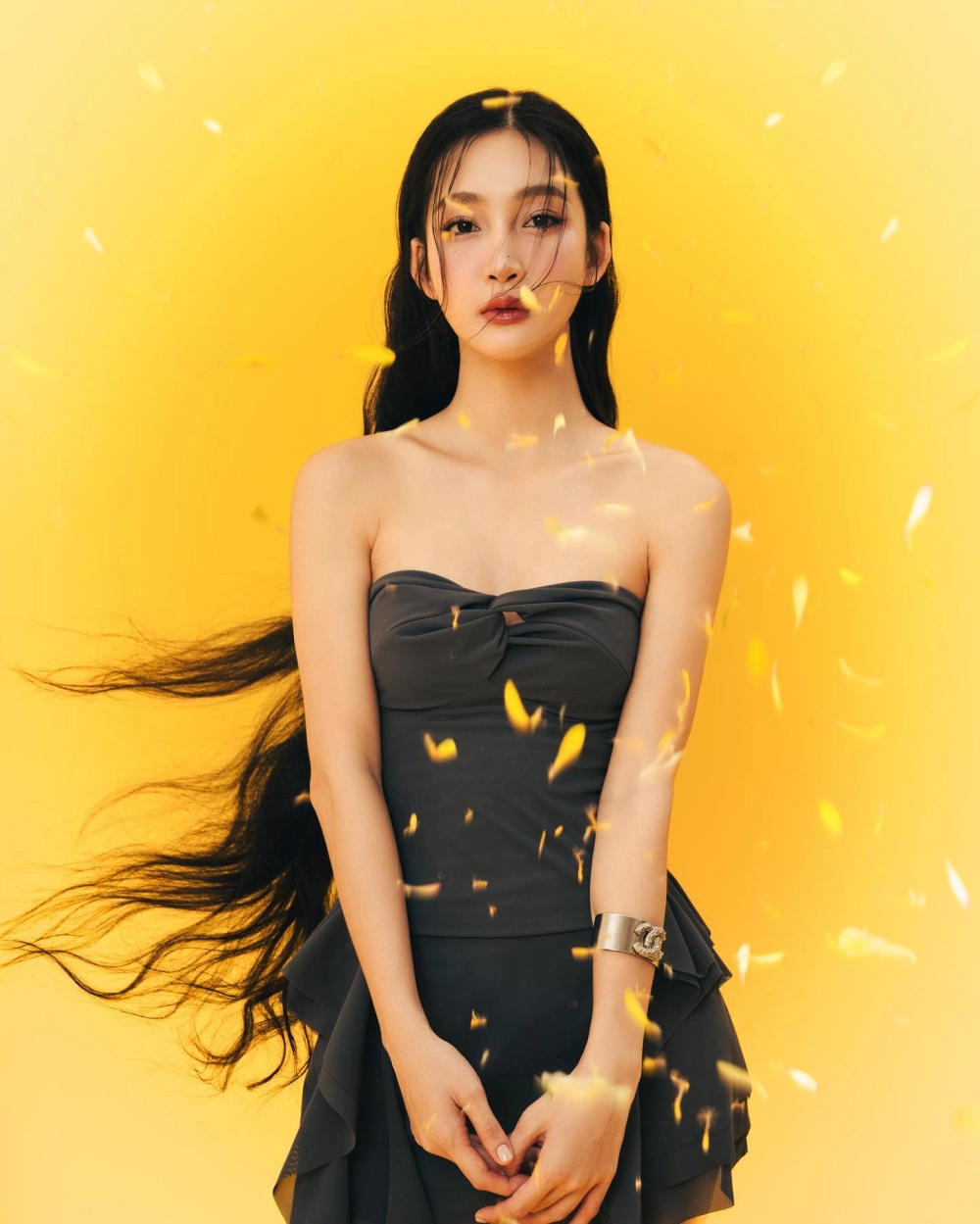 Juky San Thiên hạ hữu tình nhân bản cover nhạc phim đưa tên tuổi cô đến gần hơn