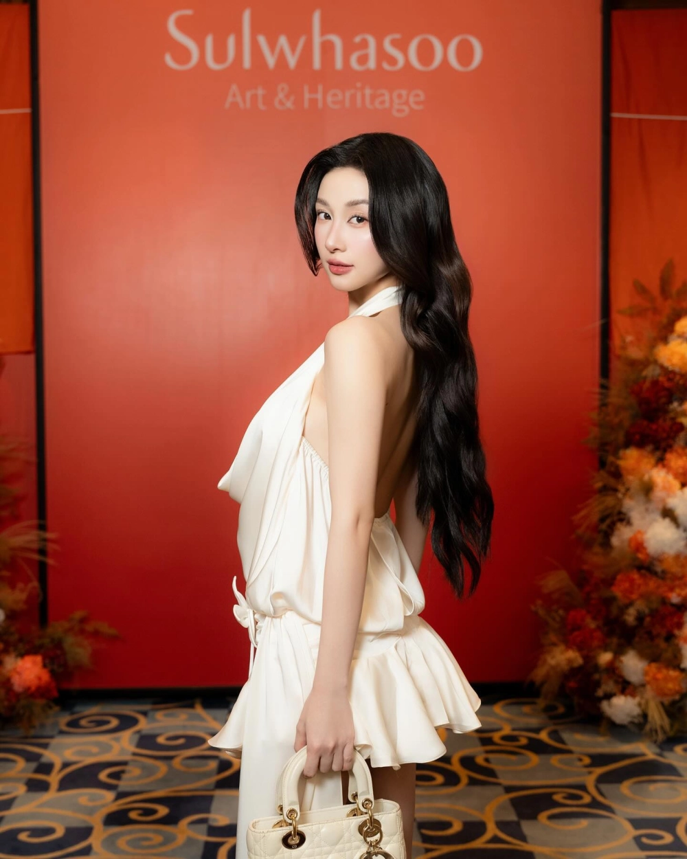 Jun Vũ là ai cô là diễn viên, người mẫu nổi tiếng người Việt gốc Thái