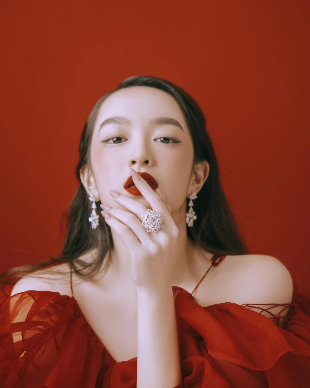 Phim Kaity Nguyễn và bộ sưu tập những bộ phim điện ảnh doanh thu trăm tỷ