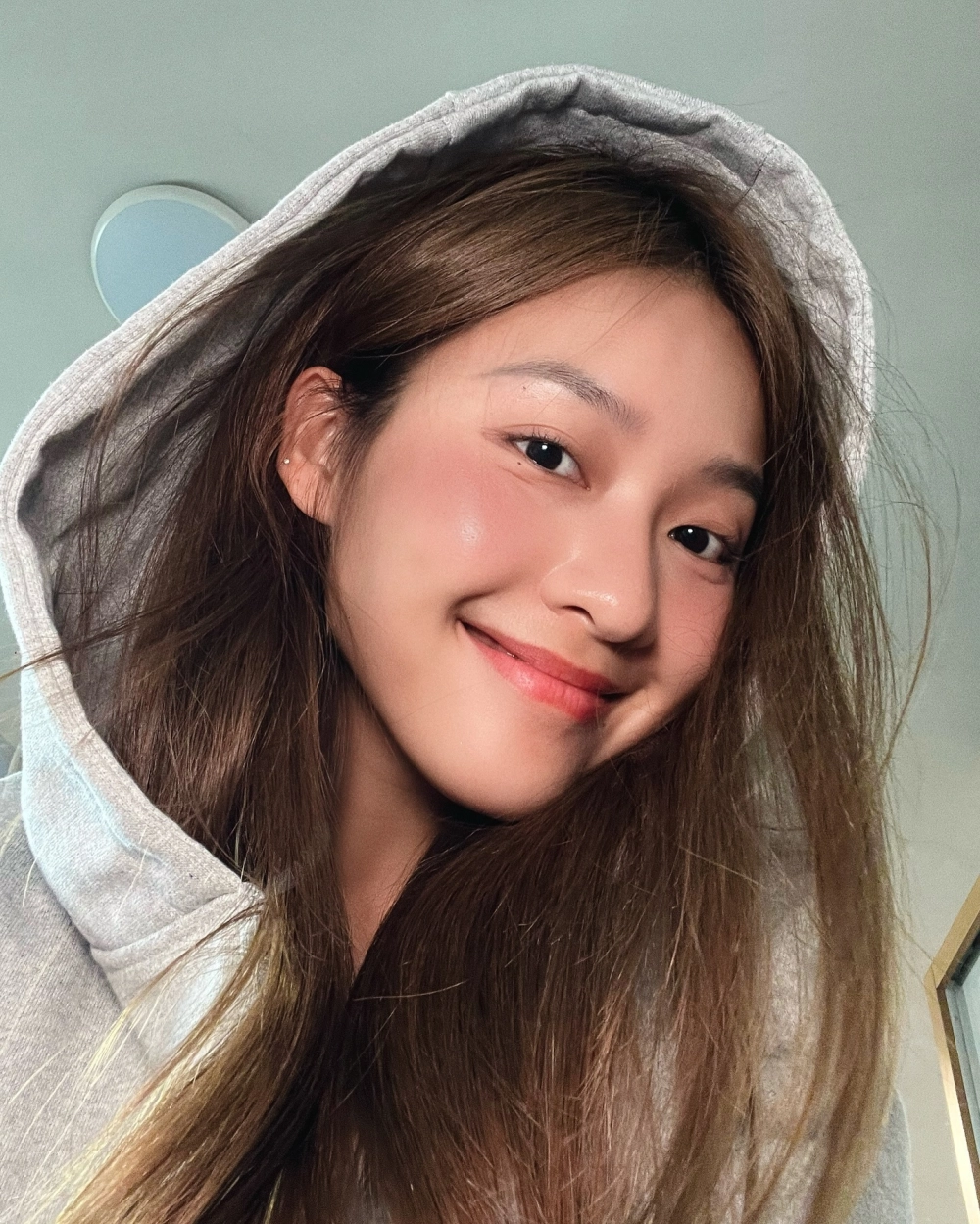 Khả Ngân sinh năm 1997 và sự nghiệp rực rỡ ở tuổi 28