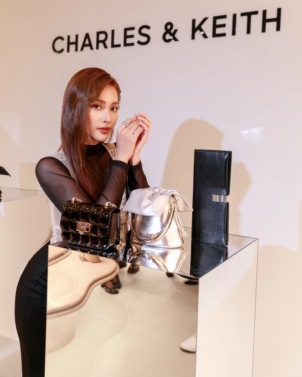 Khả Ngân mặt mộc và vẻ đẹp tự nhiên không tì vết