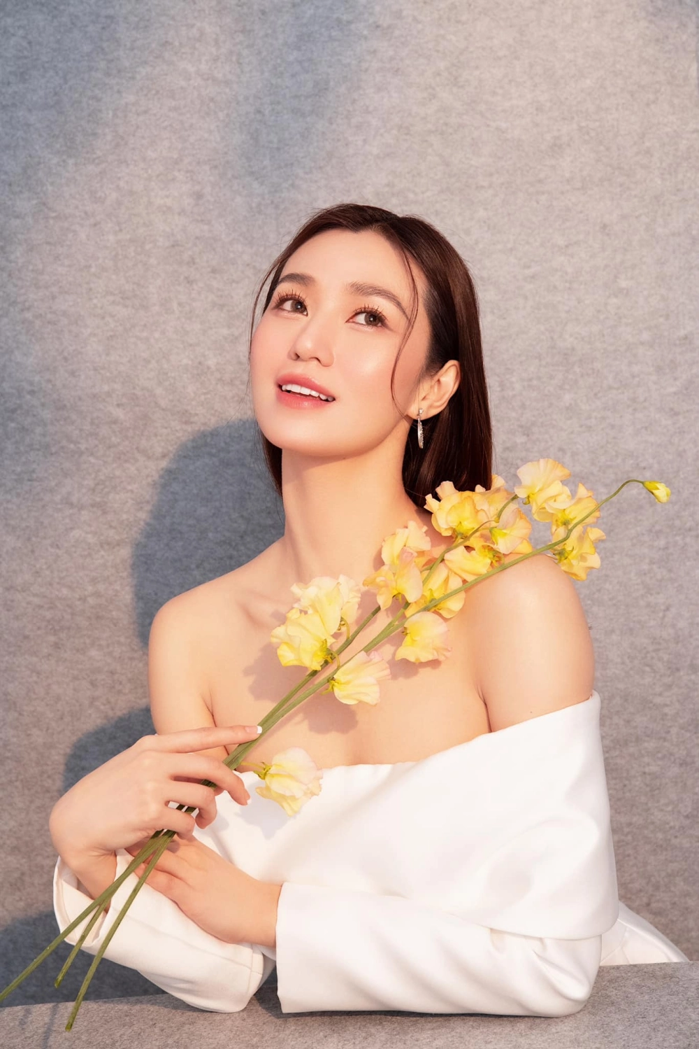 Diễn viên người mẫu Khánh My và sự nghiệp nghệ thuật đa năng