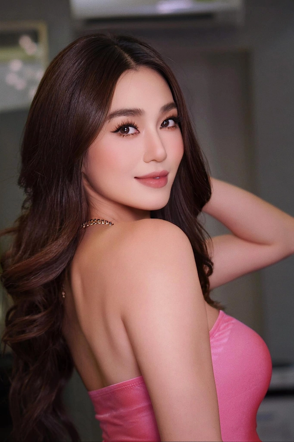 Người mẫu Khánh My và thân hình nóng bỏng, quyến rũ