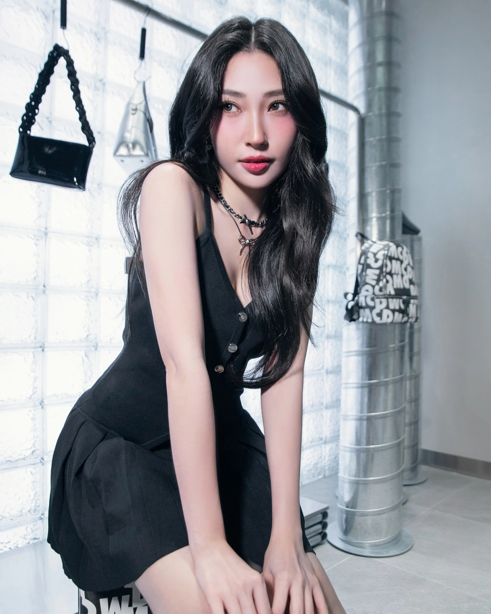 Cô bé dâu tây Khổng Tú Quỳnh và hình ảnh đã trở thành thương hiệu