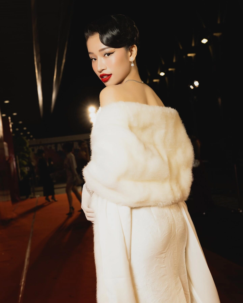 Từng quen Lâm Bảo Ngọc ca khúc ballad buồn, da diết