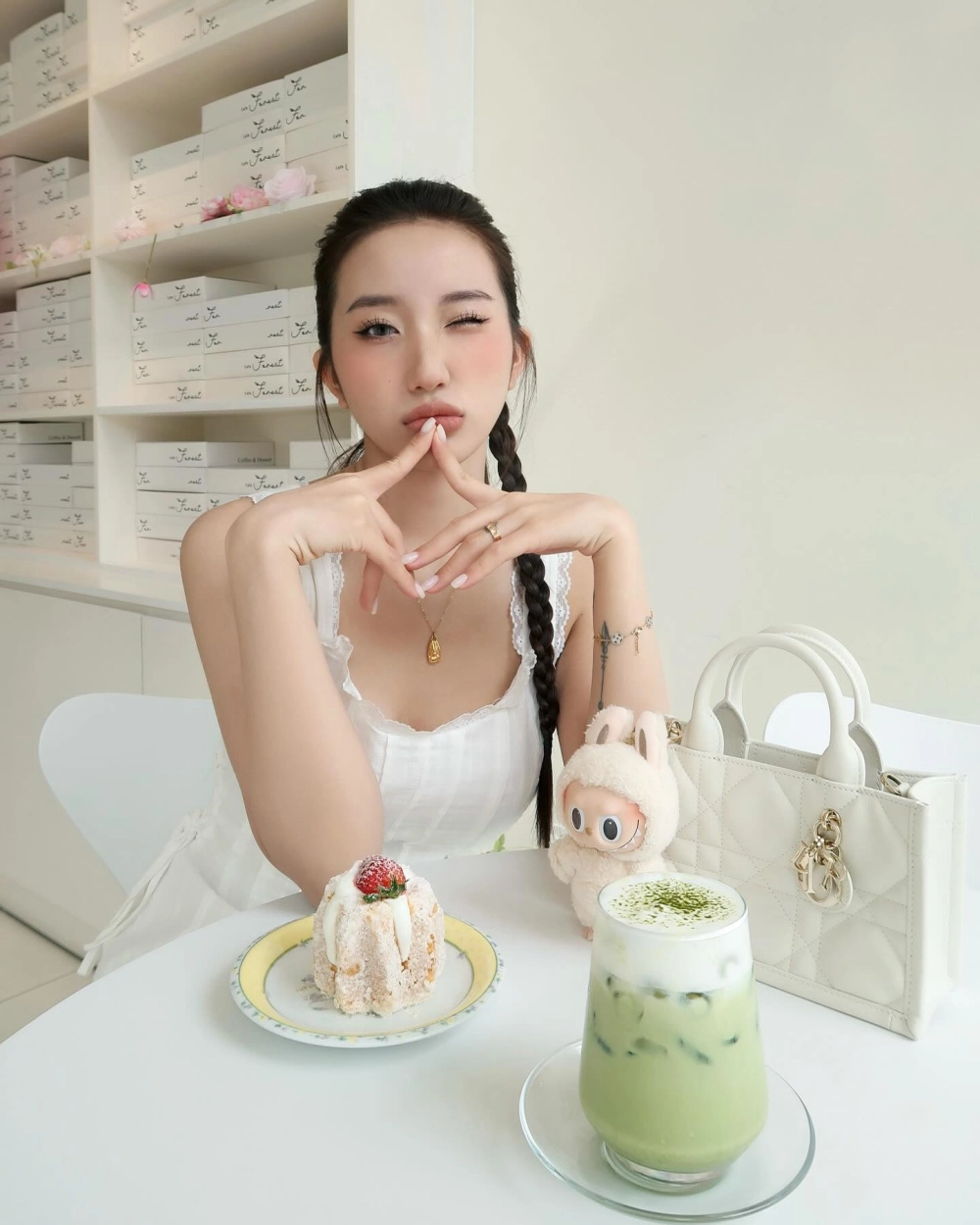 Lê Thị Khánh Huyền cao bao nhiêu và vóc dáng cân đối, thu hút