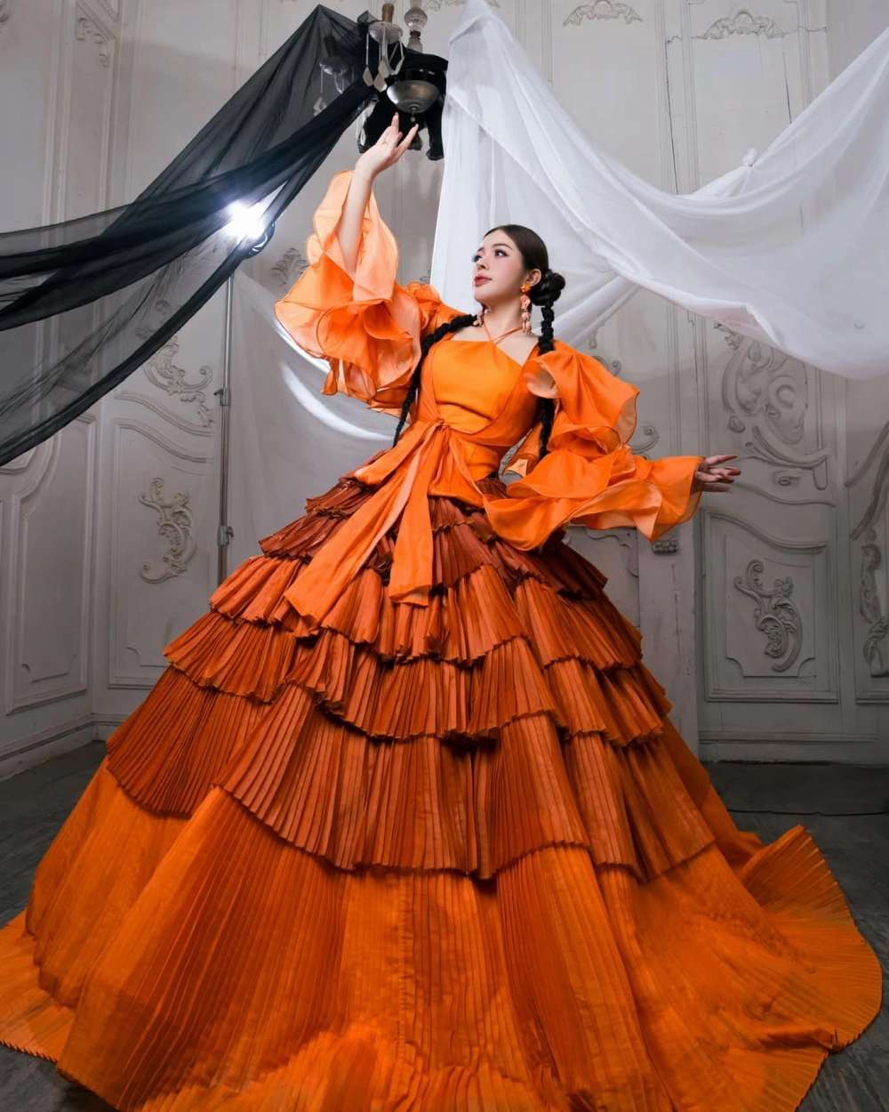 Linh Barbie bao nhiêu tuổi và nhan sắc trẻ trung, năng động