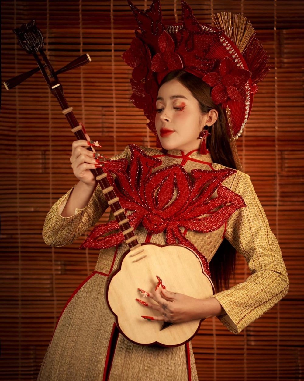 Linh Barbie tên thật là gì tên thật của cô là Nguyễn Thị Diệu Linh