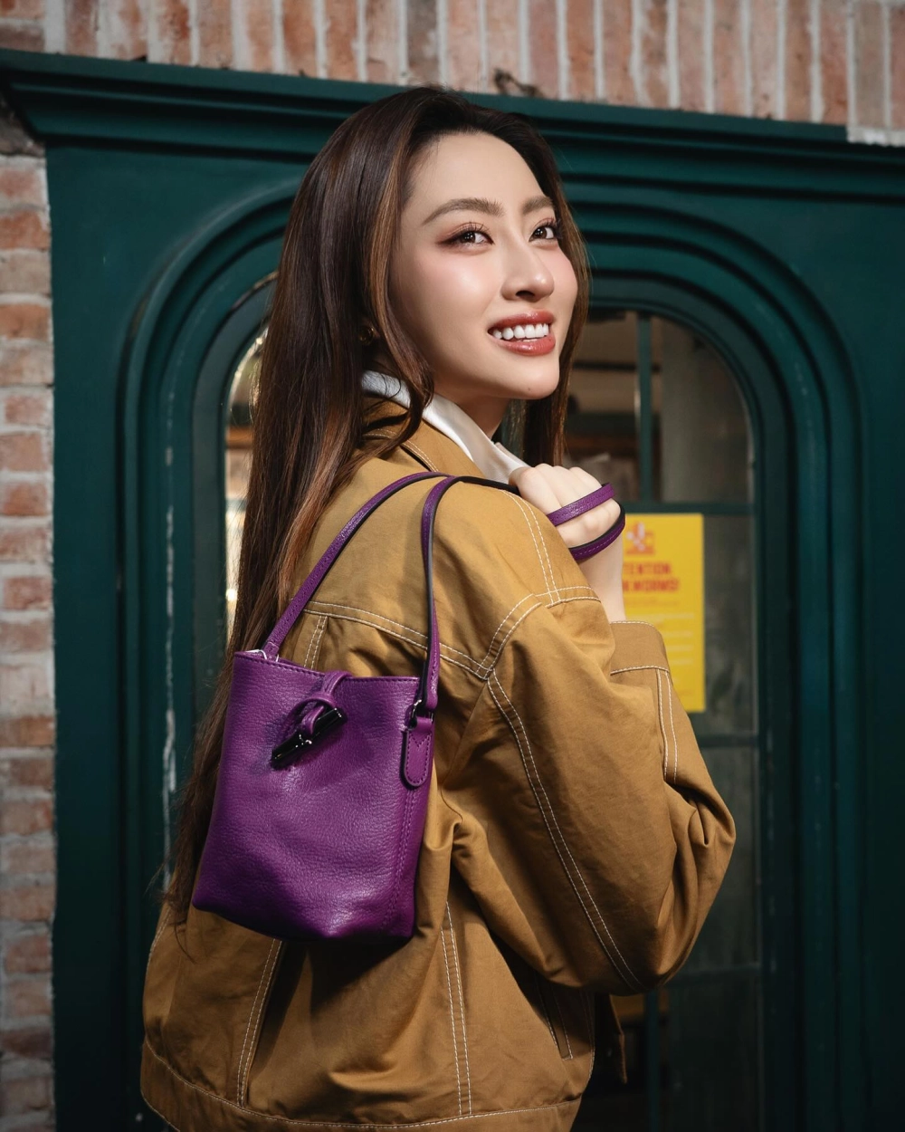 Lương Thùy Linh sinh năm 2000 và những thành công ở tuổi 25