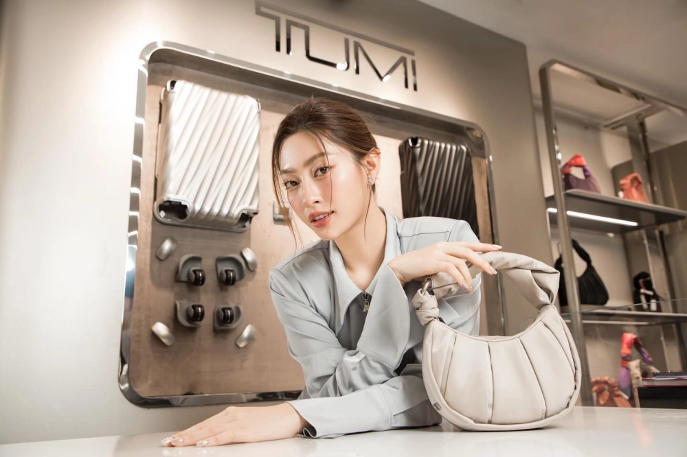 Lương Thùy Linh đăng quang nhìn lại khoảnh khắc lịch sử tại Miss World Vietnam 2019