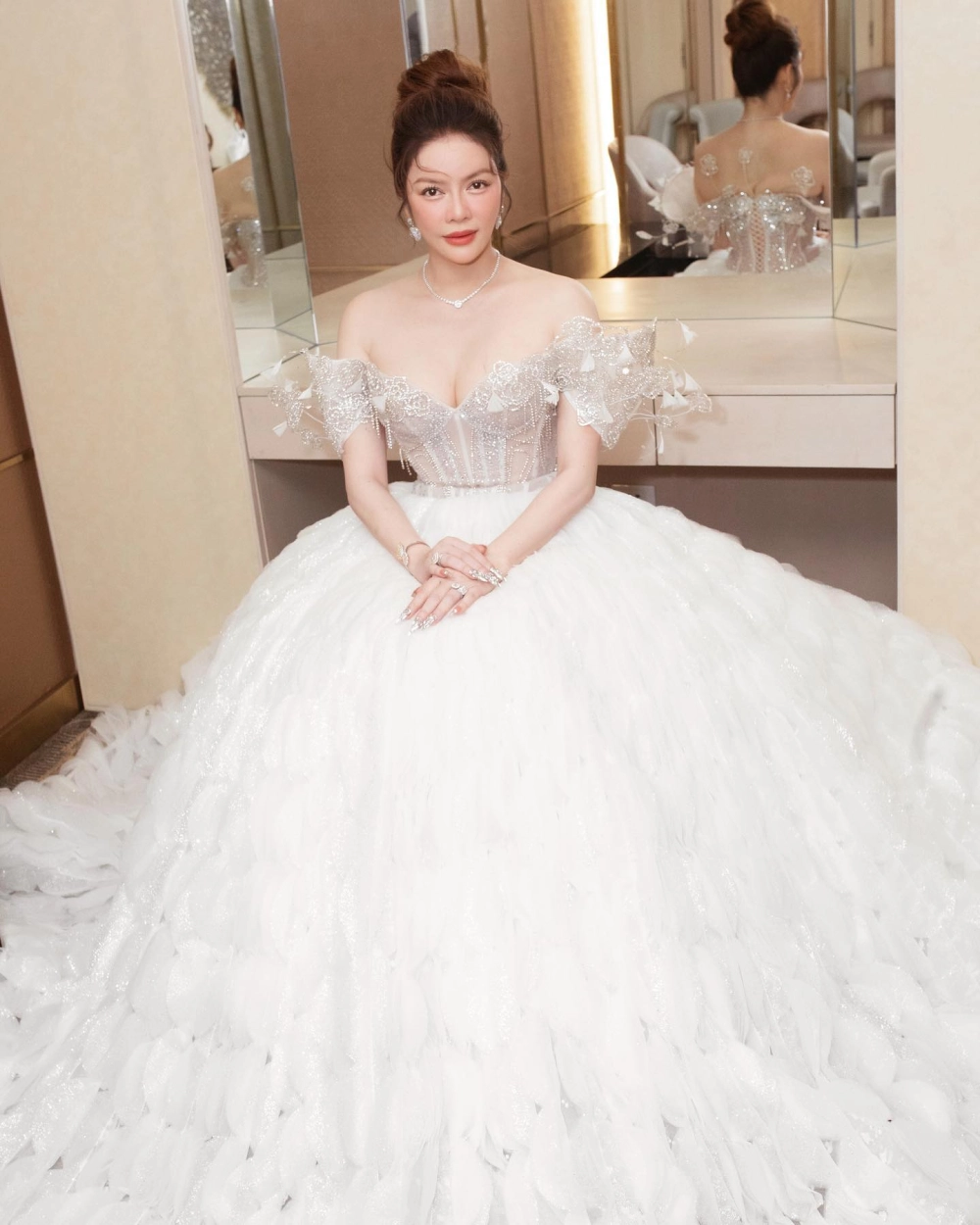 Lý Nhã Kỳ phim và những dự án điện ảnh cô tham gia và đầu tư