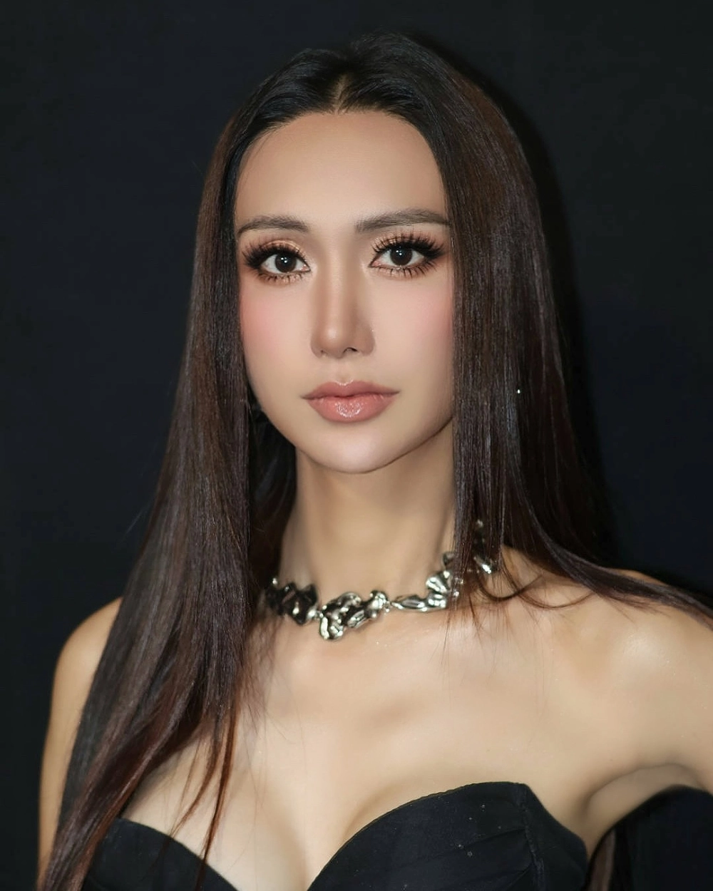 Lynk Lee trước và sau và màn lột xác ngoại hình đầy ngoạn mục