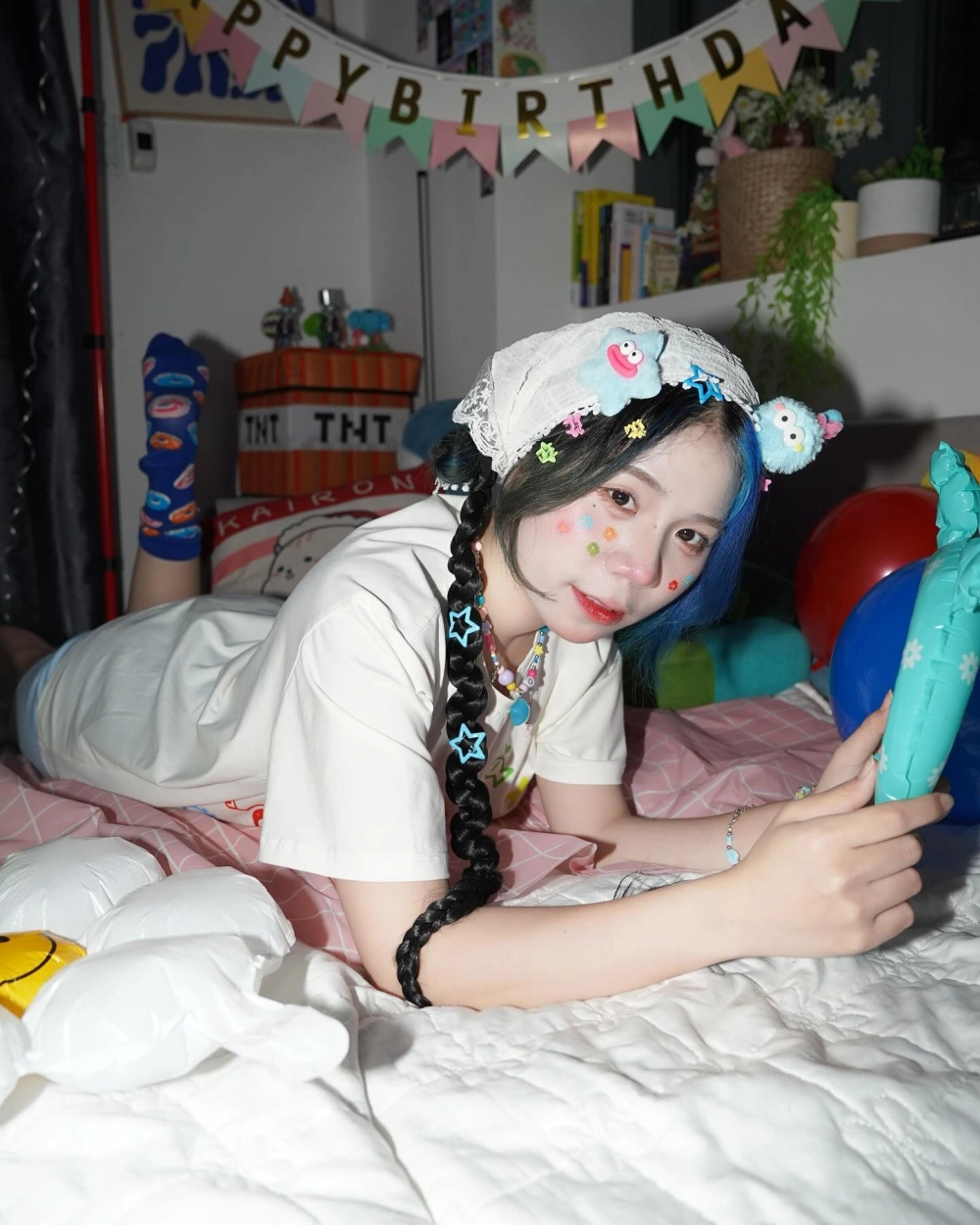 Mèo Simmy là ai cô là streamer, youtuber nổi tiếng của Hero Team